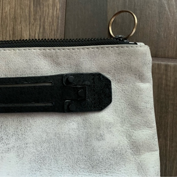 SHE + LO Next Chapter Distressed Silver Gray Leather Clutch Bag - Picture 3 of 9